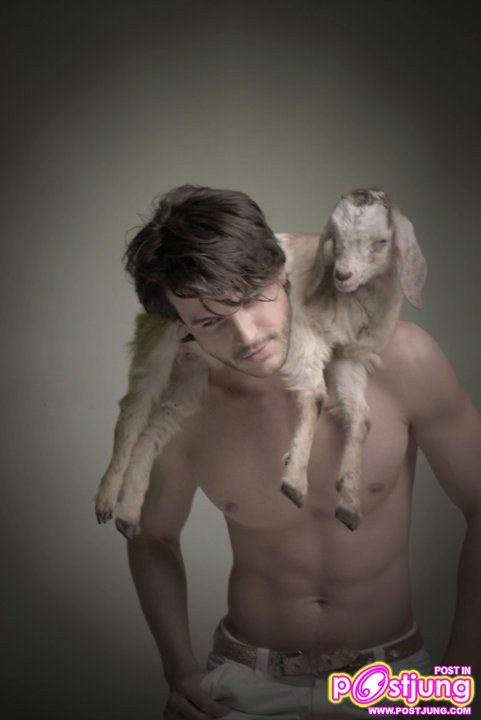 SANTI WAINE  SumMER OF LOVE ...Behind the Lens