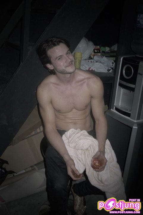 SANTI WAINE  SumMER OF LOVE ...Behind the Lens