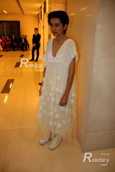 อ้อม สุนิสา ในงานแต่งของมอส