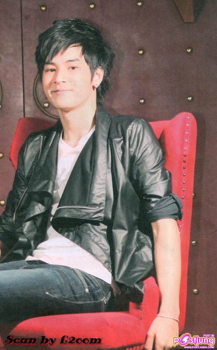 เก้า จิรายุ..ชีวิตไม่มีห่วย @JobCyber ปีที่5 ฉบับที่147 เม.ย 54