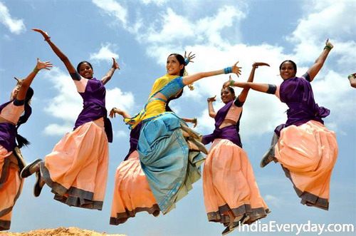 พิ้งกี้ สาวิกา ในหนังอินเดีย