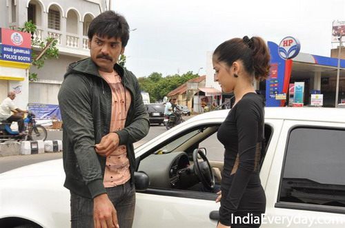 พิ้งกี้ สาวิกา ในหนังอินเดีย