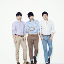 หนุ่ม ๆ JYJ ถ่ายแบบแบรนด์ NII