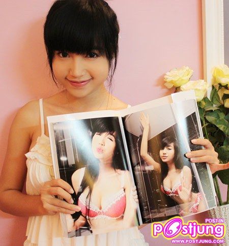 เอลลี่ เจิ่น ออกอัลบั้มรวมภาพสุดเซ็กซี่ชุด Ooh! Elly