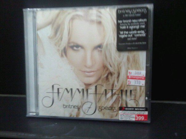 อย่าลืมไปอุดหนุนกันนะ...