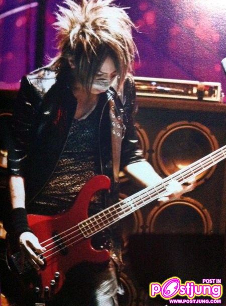 Tha Gazette set>>> Reita