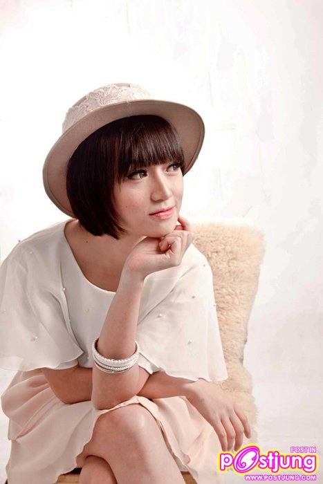 พี่เเพรว คนที่ถ่ายรุปลงนิตยาสารอะไรนิแหละ