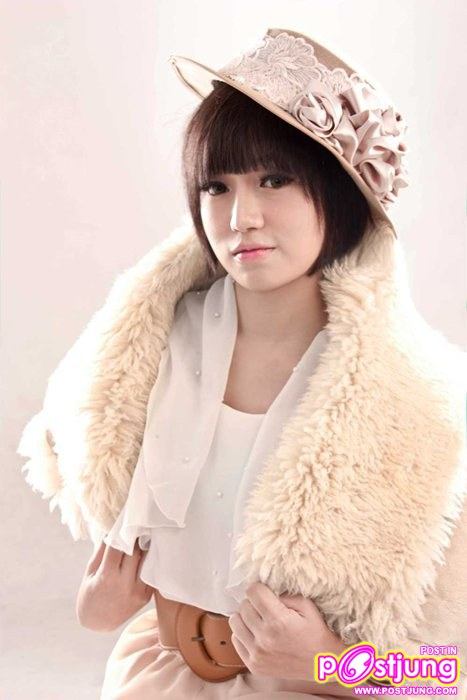 พี่เเพรว คนที่ถ่ายรุปลงนิตยาสารอะไรนิแหละ