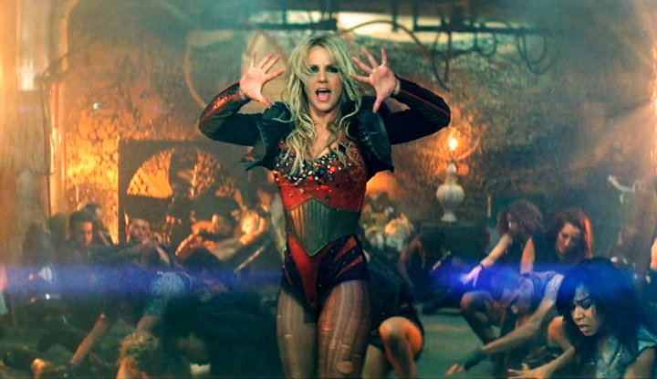 Britney Spears - "Till The World Ends เจอ ลบออก ไป หลายโฟรส เลย ตอนนี้ มี แต่คนลบ ของ บริท