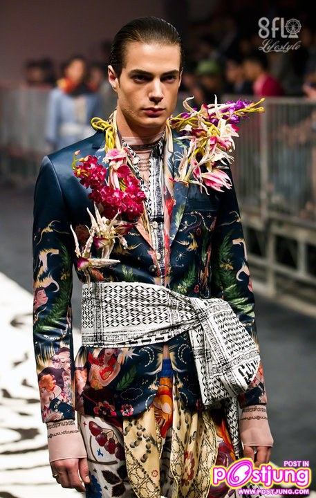 Issue – Thailand Men's Fashion Week 2011 in Singapore