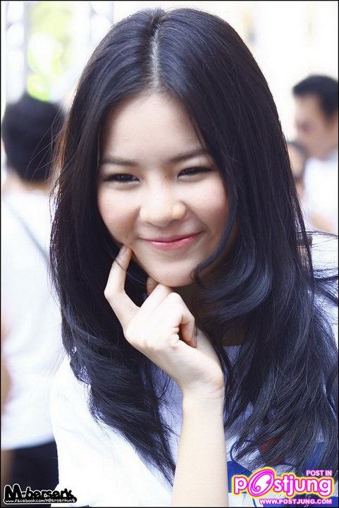 แอปเปิ้ล ซิลวี่ เนส งานรวมน้ำใจ ซับน้ำตา ช่วยชาวใต้