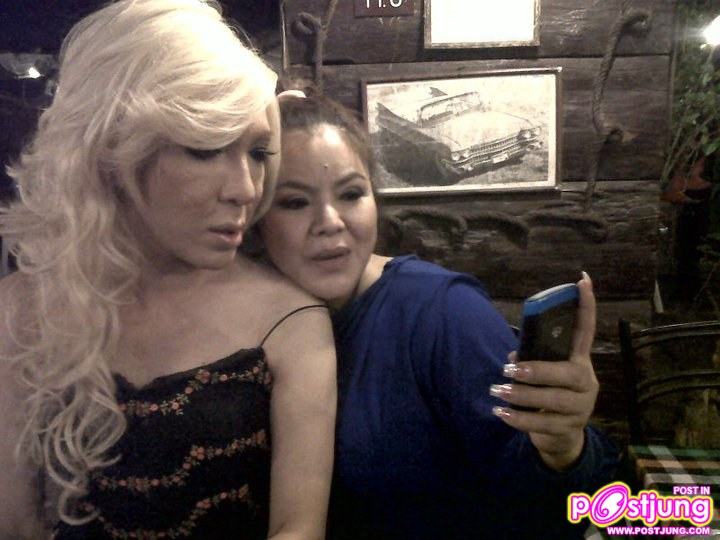 โจแอน งานแฟชั่นโชว์ รวมมงกุฏนางงาม