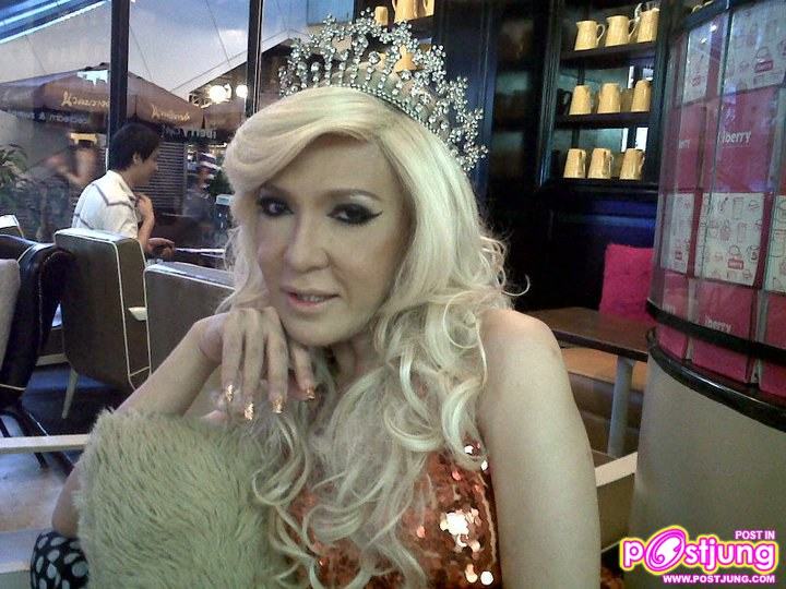 โจแอน งานแฟชั่นโชว์ รวมมงกุฏนางงาม