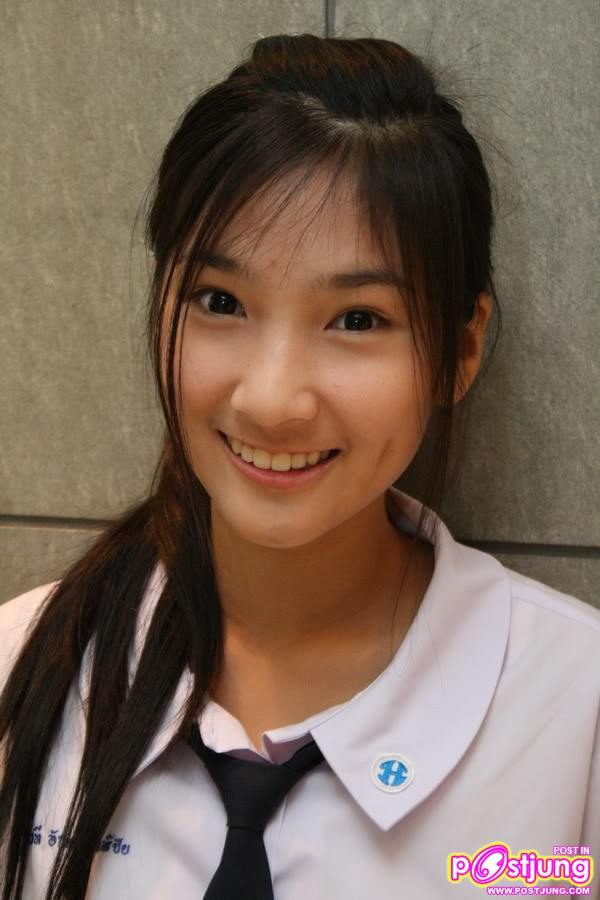 น้ำ พระหฤทัย