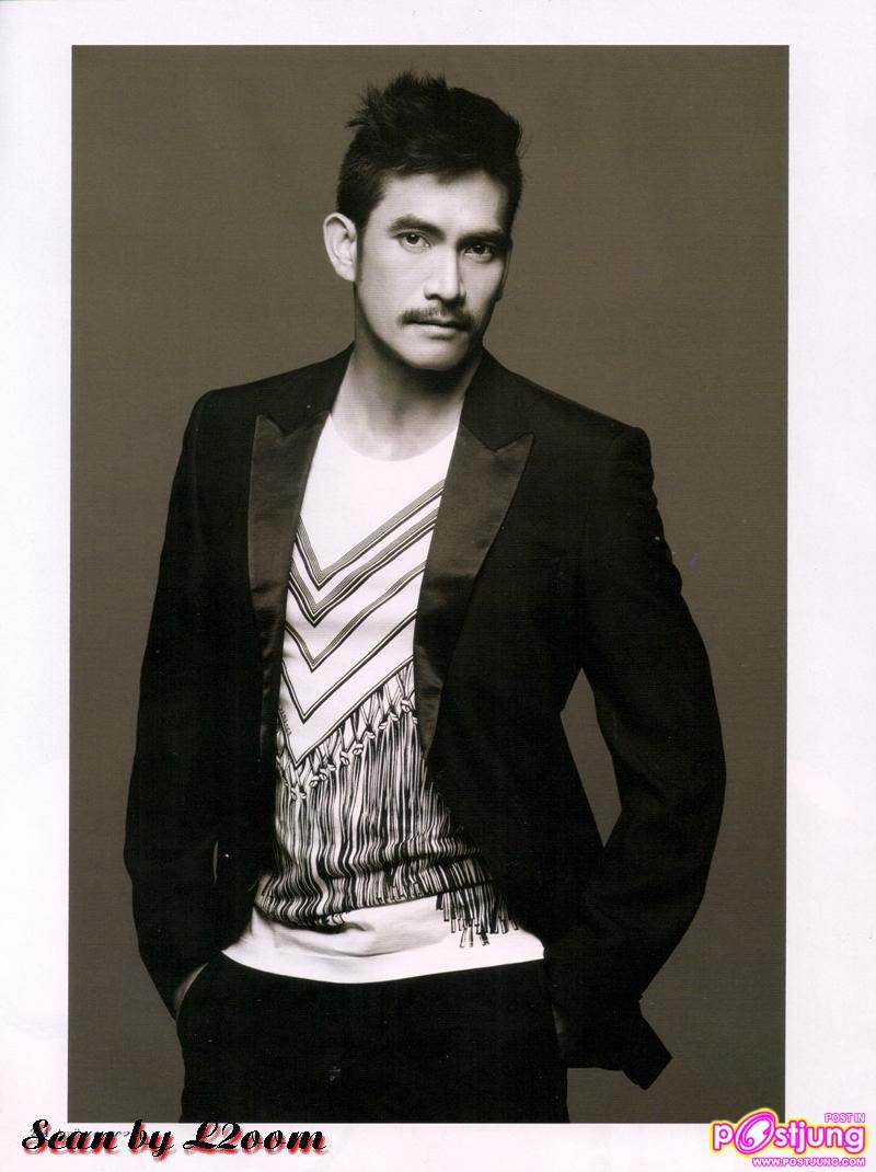 นักแสดงตำนานสมเด็จพระนเรศวรฯ พักรบ ขึ้นปกแพรว ฉบับเดือนเมษายน 2554