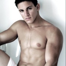 2หนุ่มเป้าตุงๆ