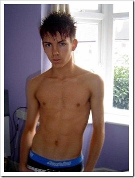 กล้ามแบบเด็กวัยรุ่น