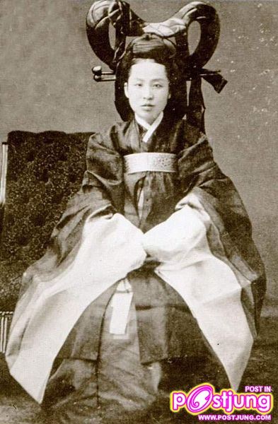5. ประเทศเกาหลี:สมเด็จพระจักรพรรดินีเมียวซอง (Myon Seong Empress) องค์สุดท้ายเเห่งเกาหลี