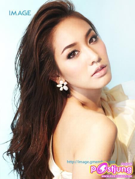 มีน-พีชญา กับแฟชั่นหรูและผมสลวยพลิ้วไหว @IMAGE vol.24 no.4 April 2011