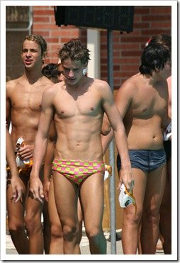 อากาศร้อนๆ ดูเด็กๆกัน