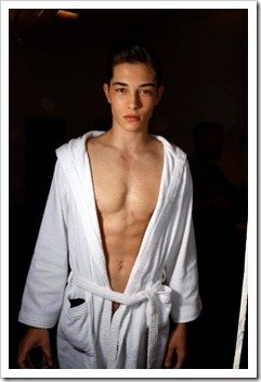 อากาศร้อนๆ ดูเด็กๆกัน