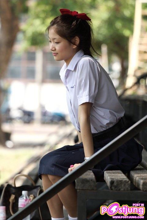 ชุดนักเรียนน่ารักมาก