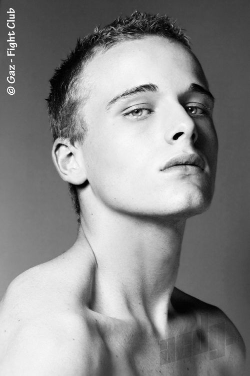 Gaz  หนุ่มเปื้อนน้ำมัน อย่างหล่ออ่ะ