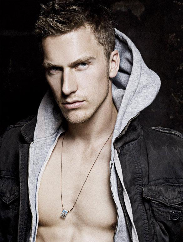 Jonathan Waud นายแบบที่ดูดี