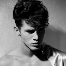 Kyle Ledeboer หล่อเลย