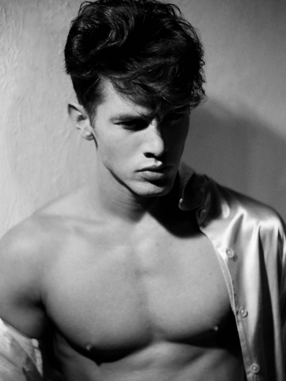 Kyle Ledeboer หล่อเลย