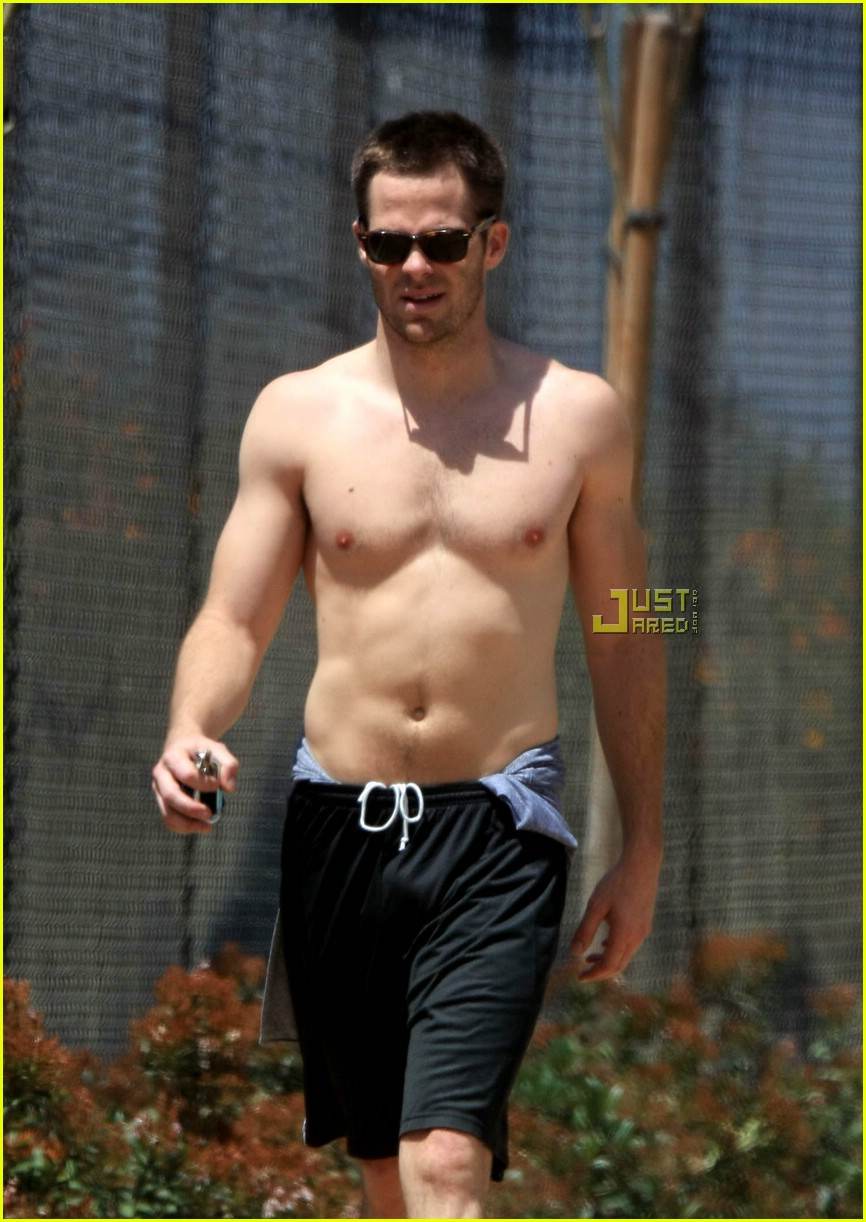 แอบดูคนดัง Chris Pine