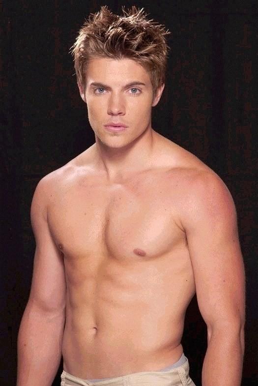 แอบดูคนดัง Josh Henderson
