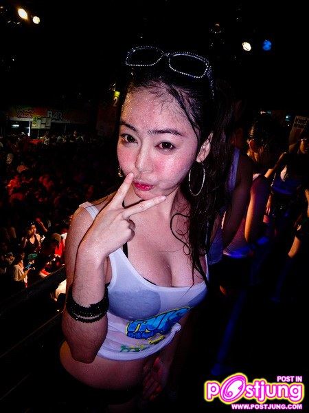 สาวๆ วันสงกรานต์