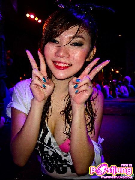 สาวๆ วันสงกรานต์