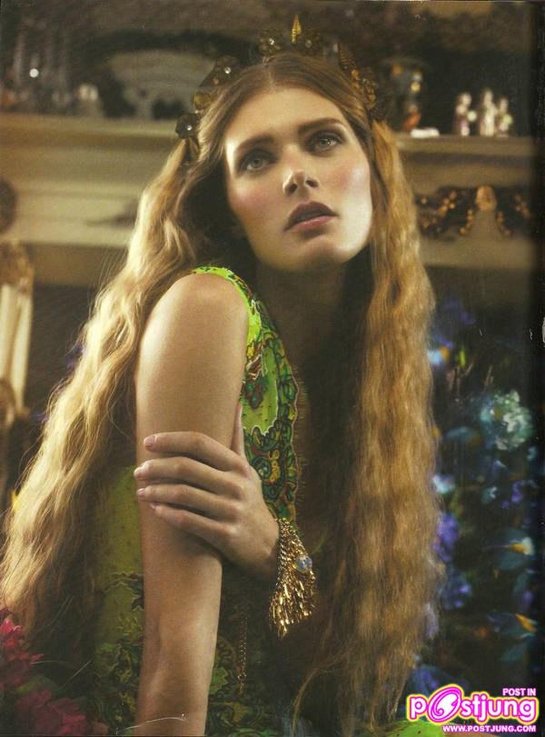 Malgosia Bela @Vogue Turkey April 2011