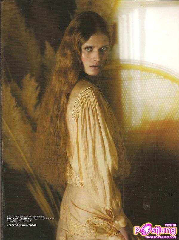 Malgosia Bela @Vogue Turkey April 2011