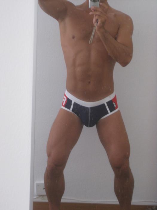 ปนเปชายชาย