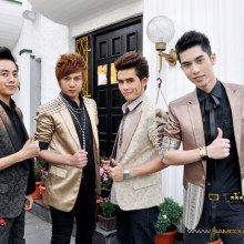 กรี๊ดดด พี่ๆสยามคันทรี่ @ Europe