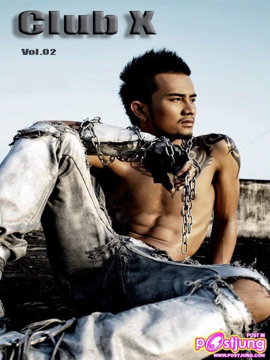 หนุ่มน่าตาเถื่อน ๆ รอยสักเท่ ๆ ชอบไหมคร่ะ