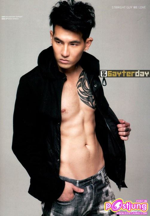 หนุ่มน่าตาเถื่อน ๆ รอยสักเท่ ๆ ชอบไหมคร่ะ