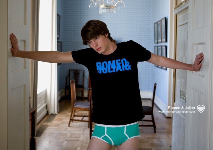 ปนเปนายแบบหนุ่ม