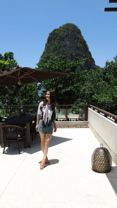 แอน ทองประสม