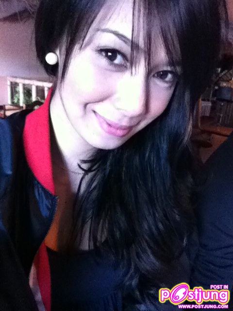 Salina KaL (น้องแคร์) หมายเลข 10 ผู้เข้ารอบ 30 คนสุดท้าย Miss Tiffany 2011