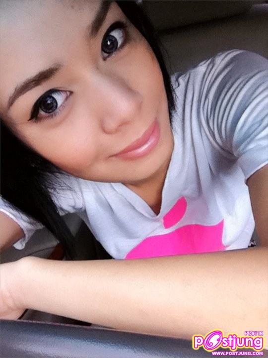 Salina KaL (น้องแคร์) หมายเลข 10 ผู้เข้ารอบ 30 คนสุดท้าย Miss Tiffany 2011