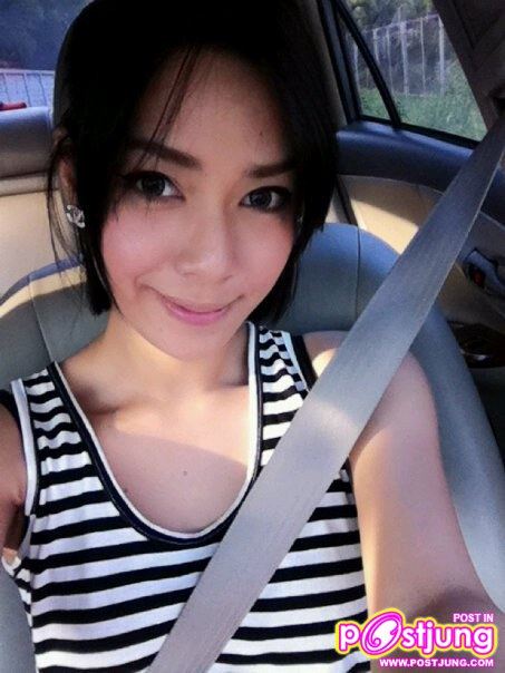 Salina KaL (น้องแคร์) หมายเลข 10 ผู้เข้ารอบ 30 คนสุดท้าย Miss Tiffany 2011