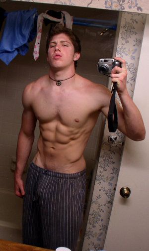 หนุ่มๆอ่อนๆแน่นๆปนเปกันไป