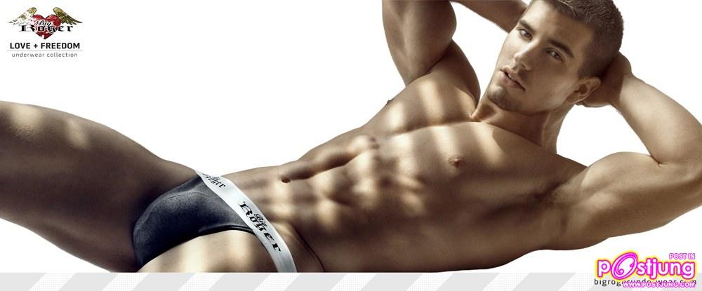 ล่ำอีกสิครับ หล่อได้อีกมั้ย