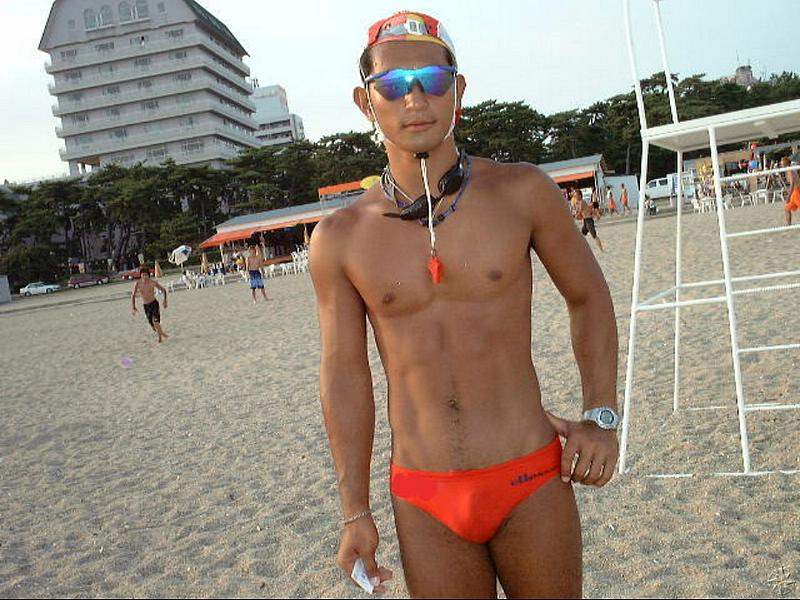 ตี๋ ญี่ปุ่นไปเล่นน้ำ