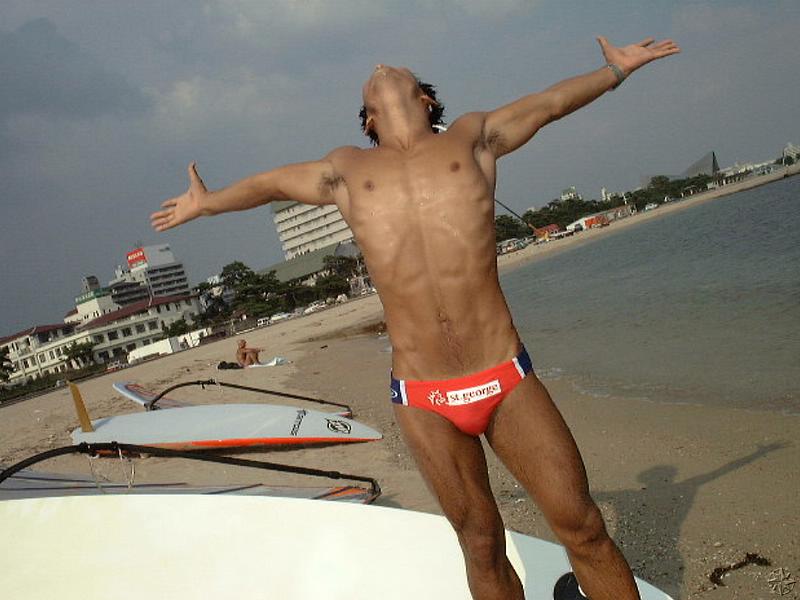 ตี๋ ญี่ปุ่นไปเล่นน้ำ