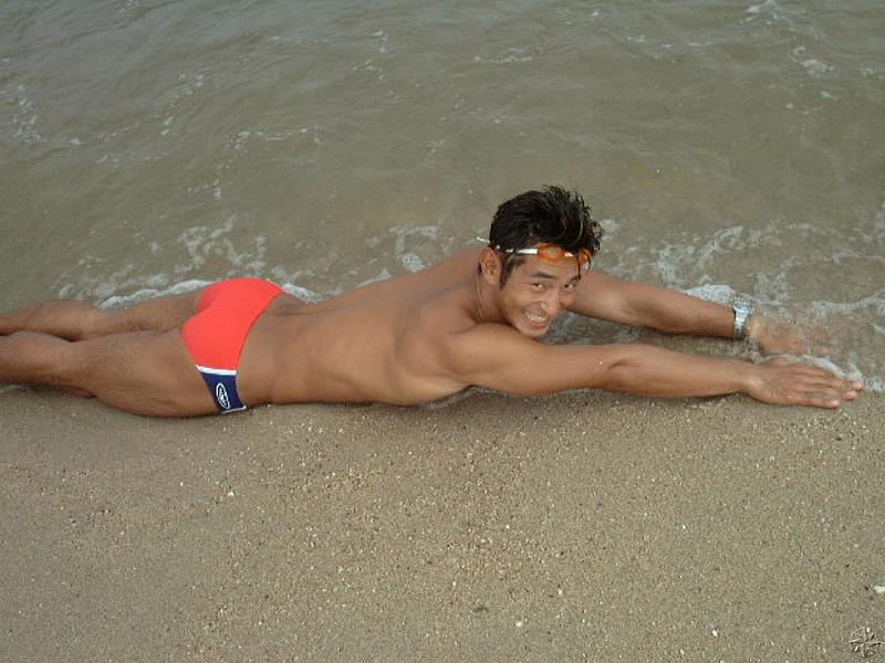 ตี๋ ญี่ปุ่นไปเล่นน้ำ